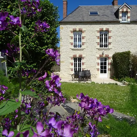 Le Val Joli Holiday home Sainte-Honorine-des-Pertes